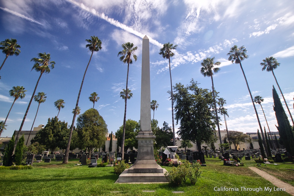 Scary Things in Los Angeles - Hollywood Forever Cemetery