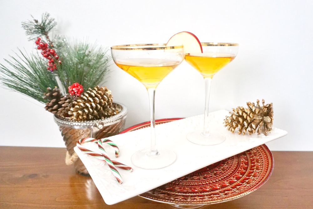 Holiday Drink Recipes - Spiked Apple Cider Cocktail