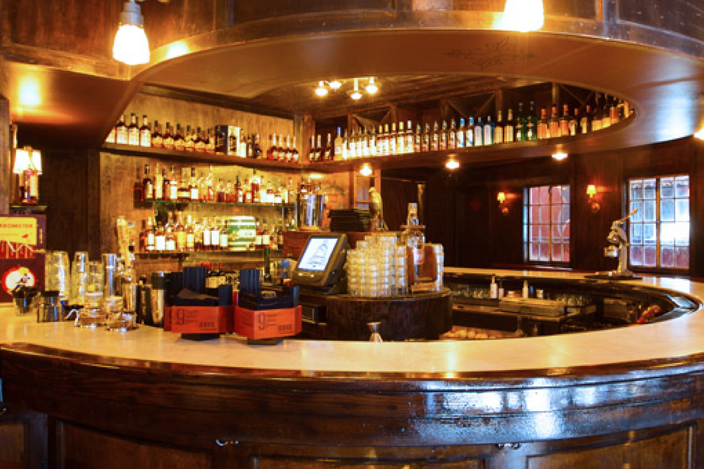 Awesome Whiskey Bars: The Thirsty Crow 